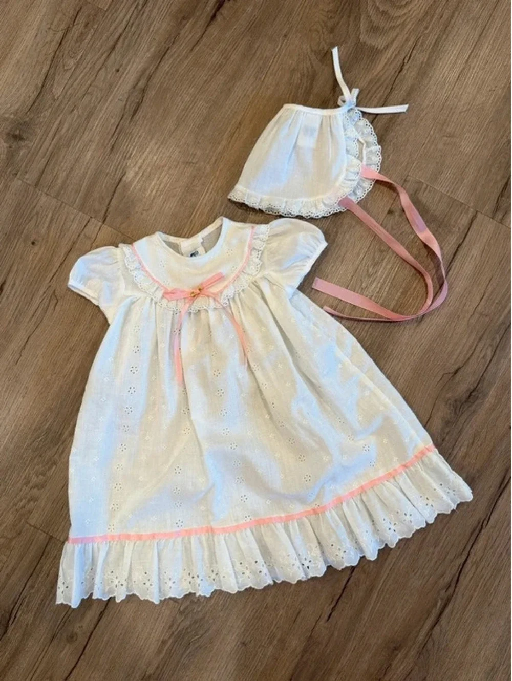 Vintage White Dress and Bonnet Size 0-3 Months